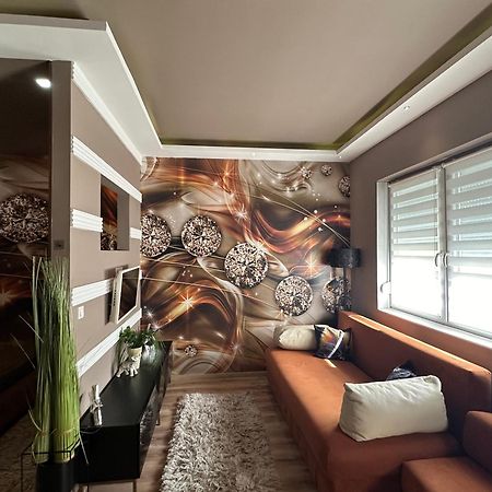 Fueredi Apartman Debrecen Luaran gambar