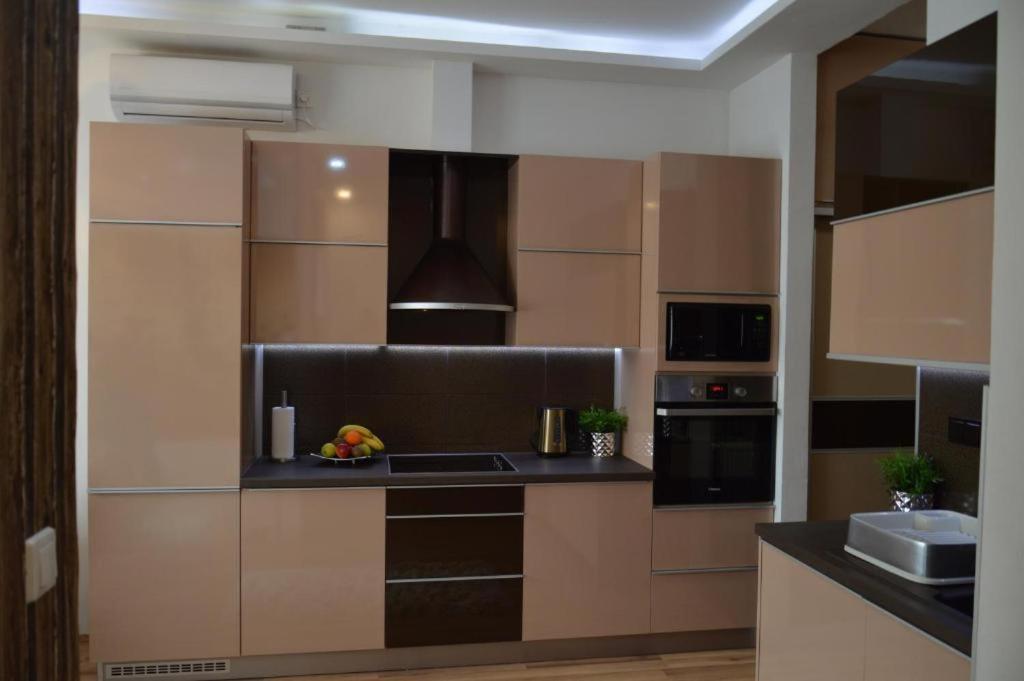 Fueredi Apartman Debrecen Luaran gambar