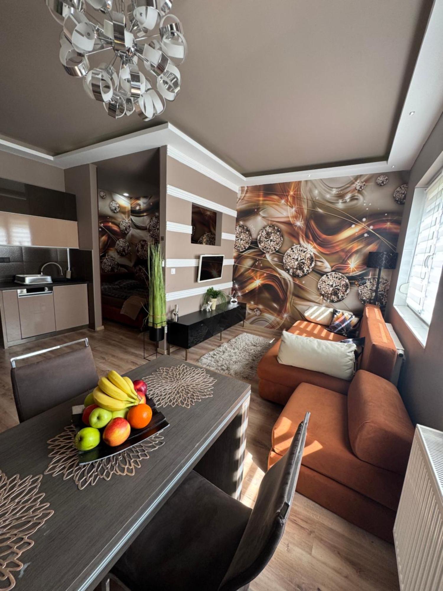 Fueredi Apartman Debrecen Luaran gambar